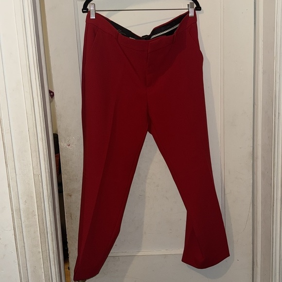 Banana Republic Avery Straight-Fit  Mid-Rise Red pant size 14 New With Tags - Picture 1 of 11